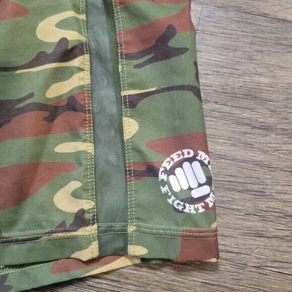 Feed Me Fight Me Camo Shorts Men's Medium Crossfit Athletic Lifting Shorts - Picture 2 of 5